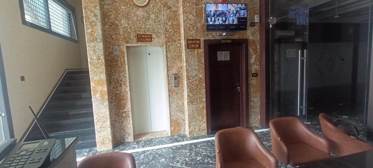 Hotel Sadhana Palace Mathura Exterior foto